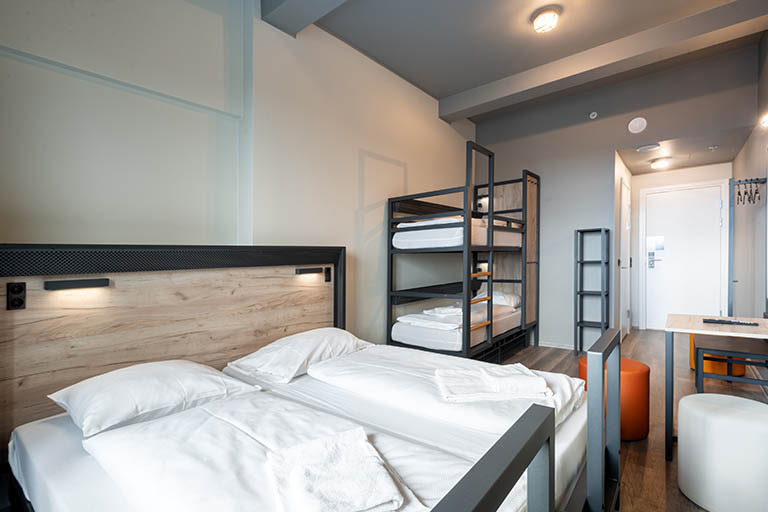 A O Hostels Hotels Central Affordable And Comfortable