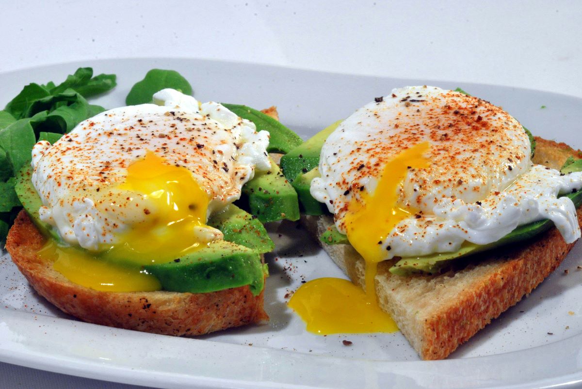 Avocado-Toast zum Frühstück