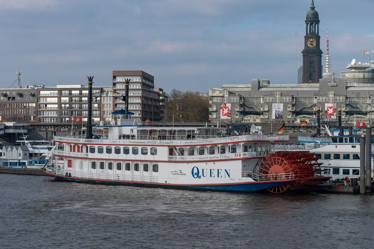 Hamburg Harbour Roundtrip