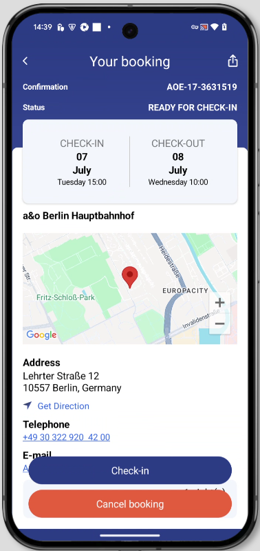 App view “Your Booking” showing booking number, status, and check-in button